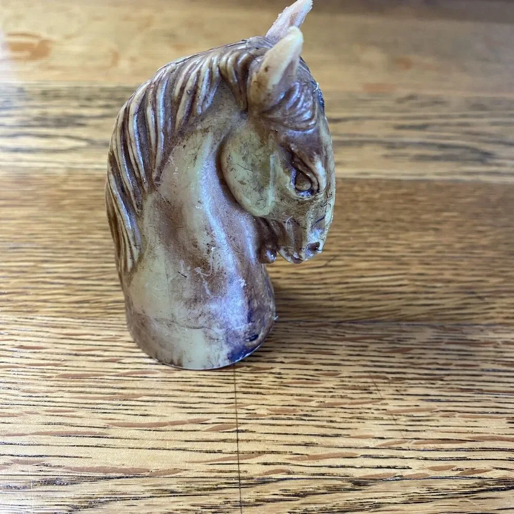 Horse Head Figure Twist/Screw Bottle Topper Brown 3 Inch